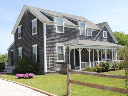 57 Madaket Road West of Town