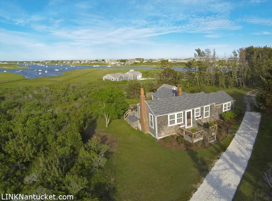 17 Ames Avenue Nantucket Image