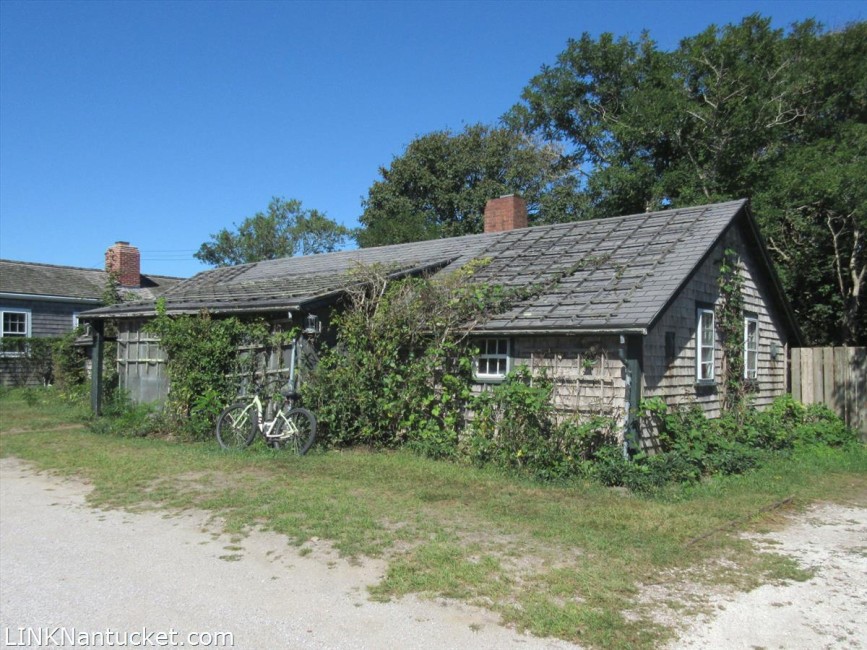 7 Lily Street Nantucket Image