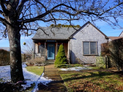2 Goldfinch Drive Naushop