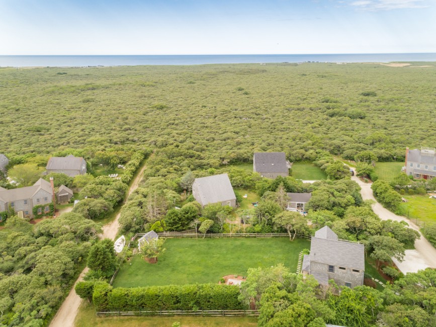 24 Clarendon Street Nantucket Image