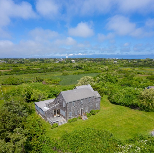 18 Meadow Lane Nantucket Image