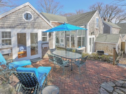 19 1/2 West Chester Street # 2 Town