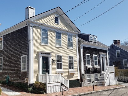 32 Pine Street Town