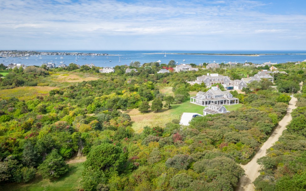 4 & 4.5 Cathcart Road Nantucket Image