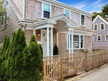2 Silver Street Town