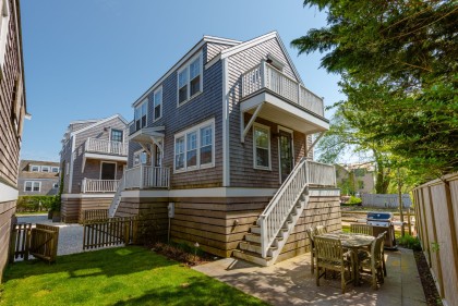 15 Meader Street # D Town