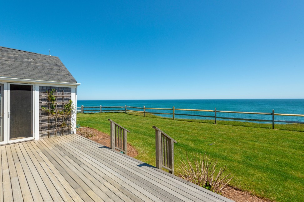 83 Baxter Road Nantucket Image