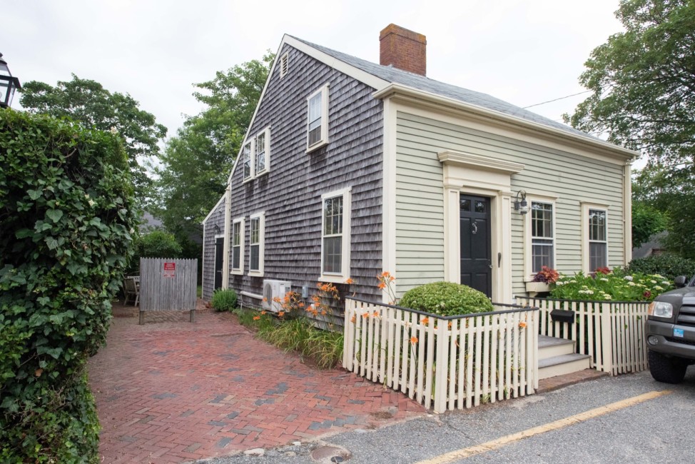 1 Beaver Street Nantucket Image