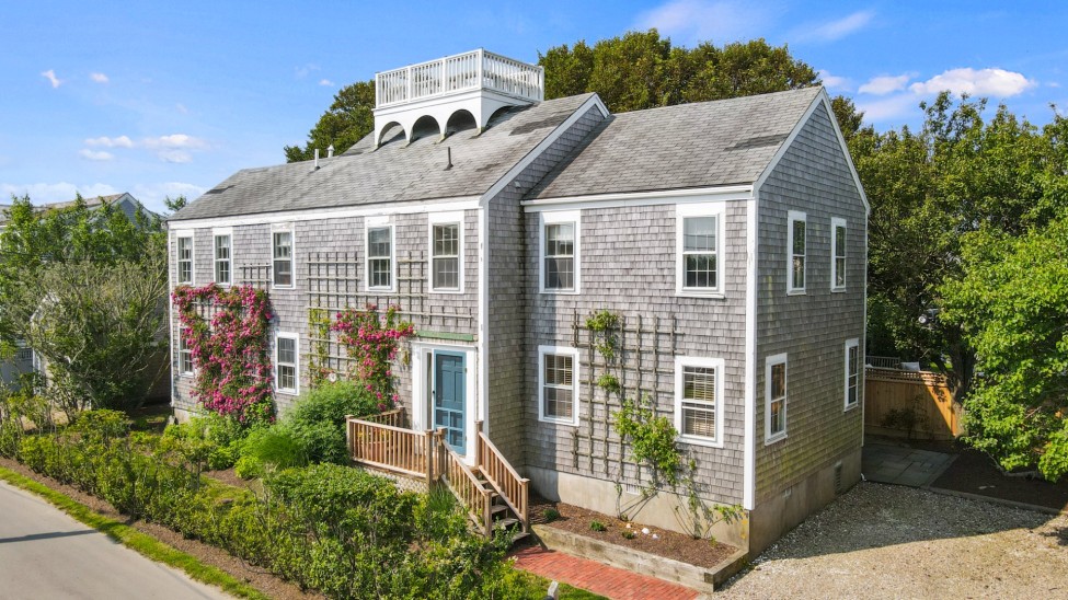 12 Willard Street Nantucket Image