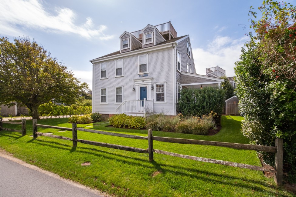 24 Walsh Street Nantucket Image