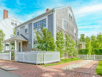 12 Hussey Street Town