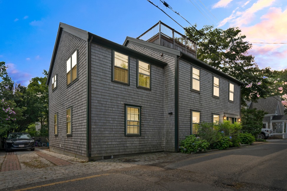 6 Beaver Street Nantucket Image
