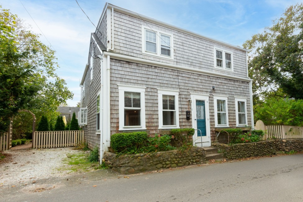 6 West Dover Street Nantucket Image