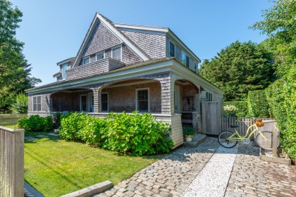 15 Cottage Avenue Sconset