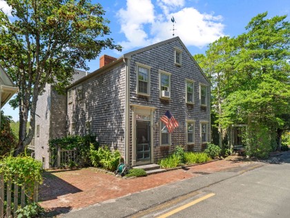 18 Lily Street Town