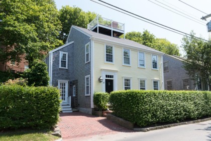 17 Lily Street Town