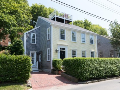 17 Lily Street Town