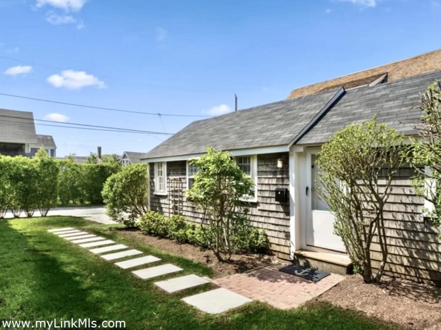 1 Lowell Place Nantucket Image