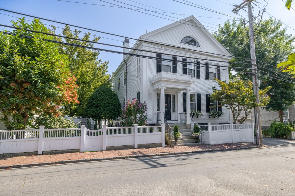 54 Orange Street Nantucket Image
