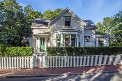 38 Pleasant Street Town