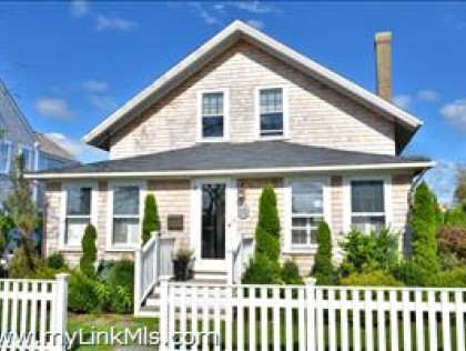 149 Main Street Town