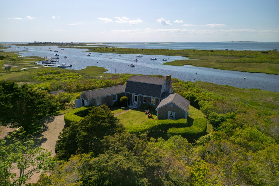 36 Tennessee Avenue Nantucket Image