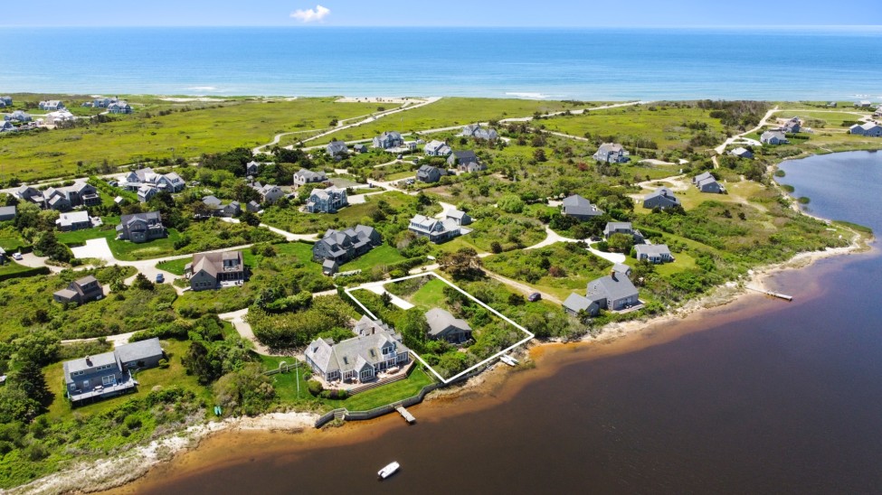14 Tautemo Way Nantucket Image