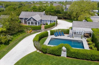 1 Hedgebury Lane West of Town