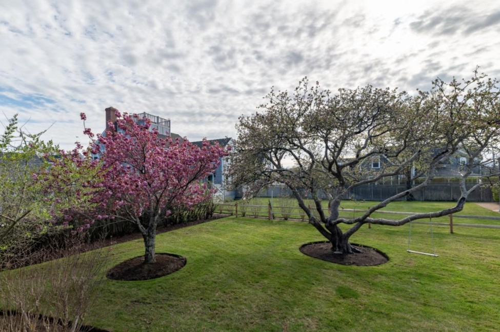 16 Walsh Street (portion of) Nantucket Image