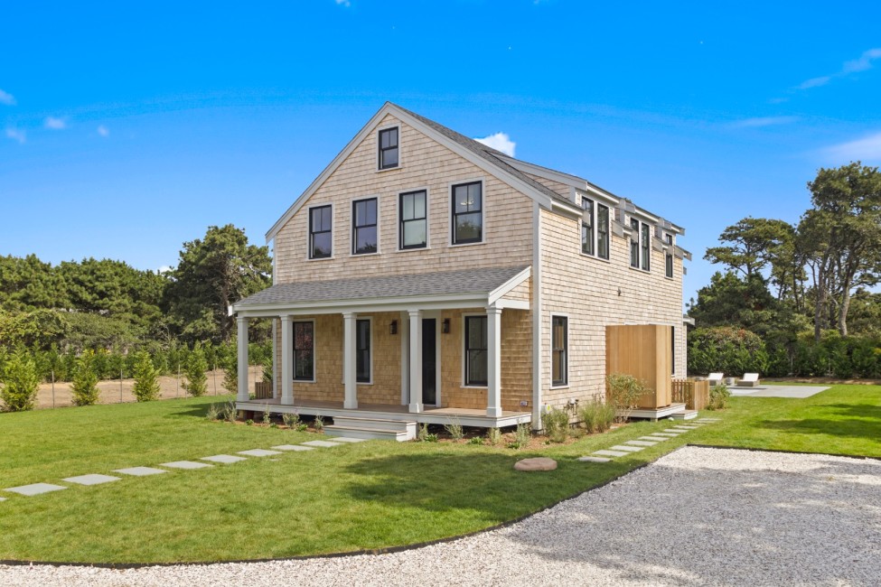13R Evergreen Way Nantucket Image