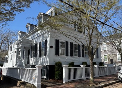 110 Main Street Town