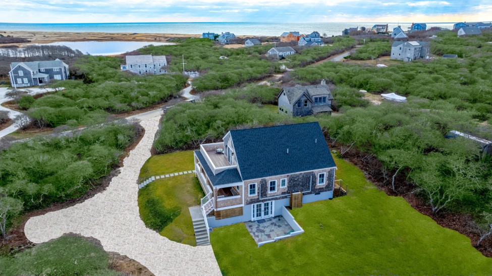 6 Jonathan Way Nantucket Image