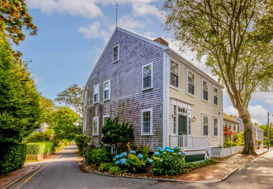 10 Milk Street Nantucket Image