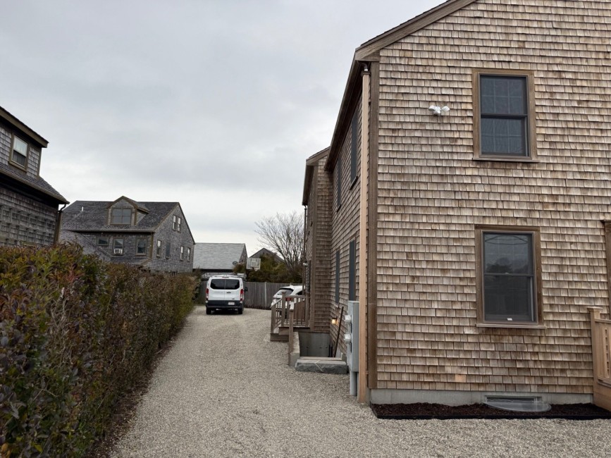  106 Old South Road Unit B Image 2
                                    