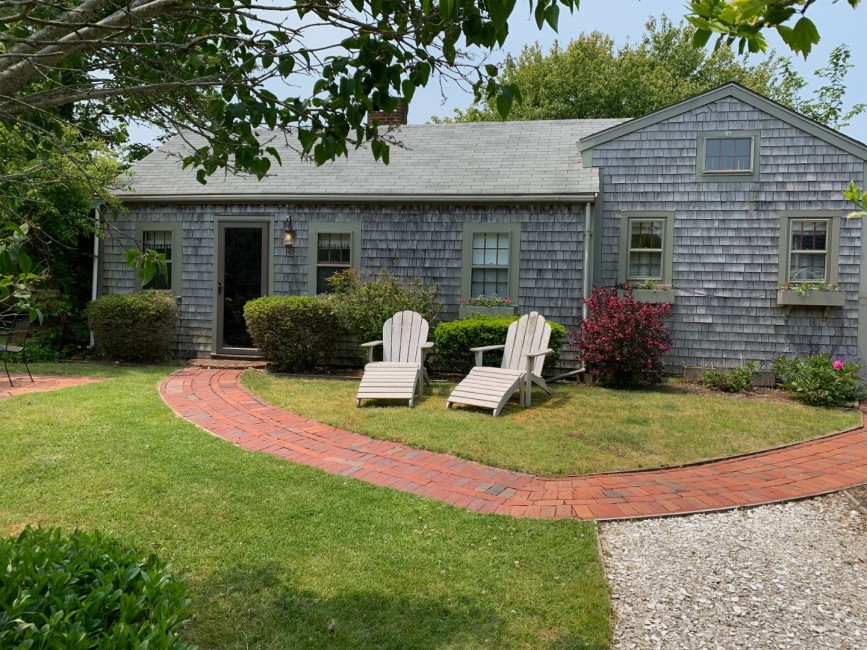 42 North Liberty Street Nantucket Image