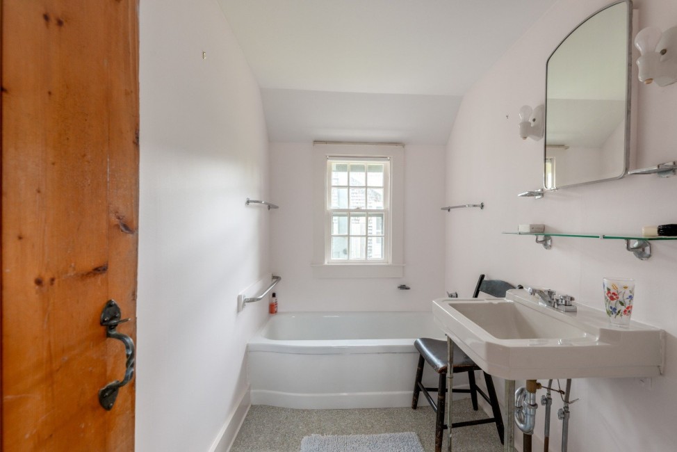  2 Lily Street Image 22
                                    