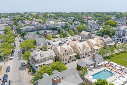 4 White Elephant Way Town
