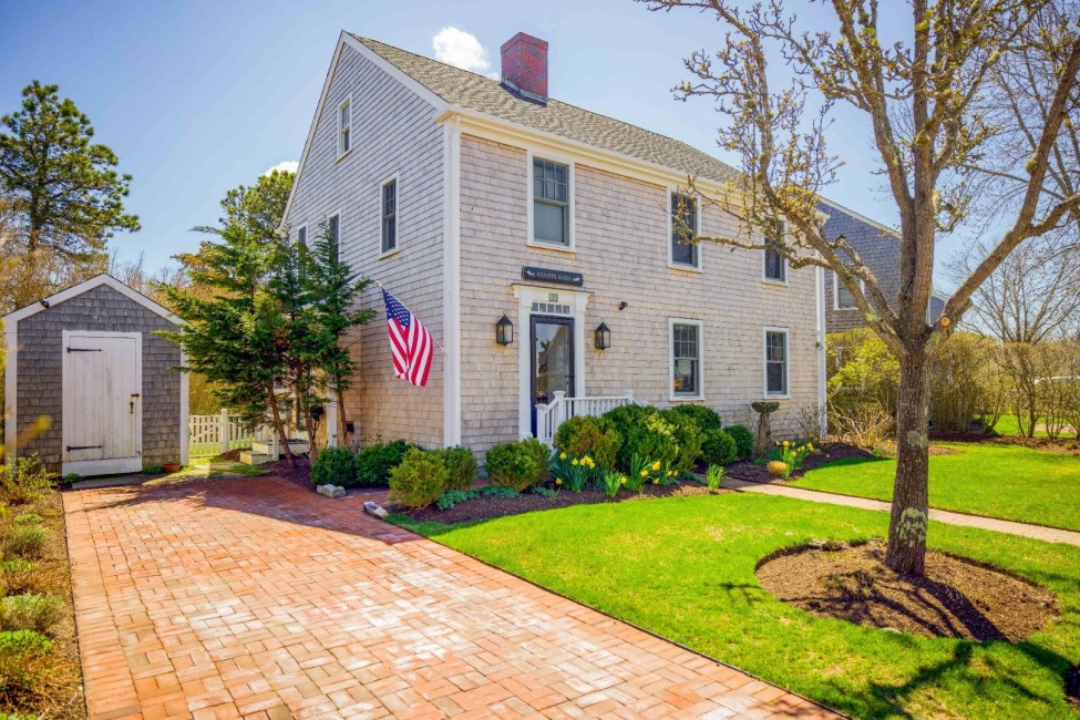 15 Goldfinch Drive Nantucket Image