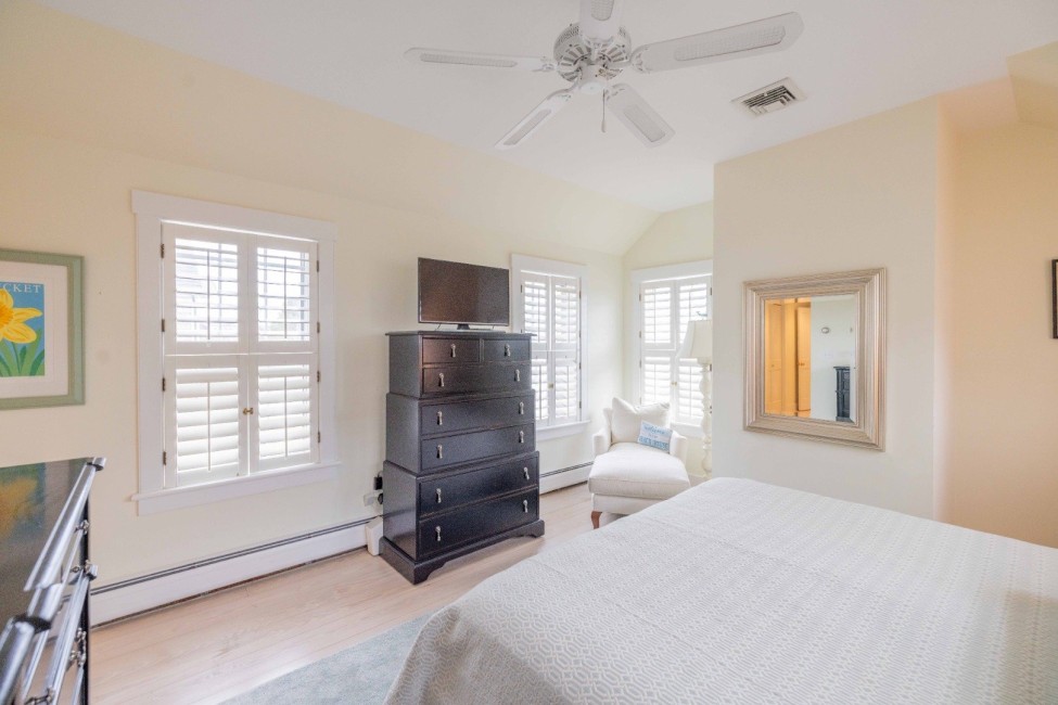  14 Goldfinch Drive Image 8
                                    