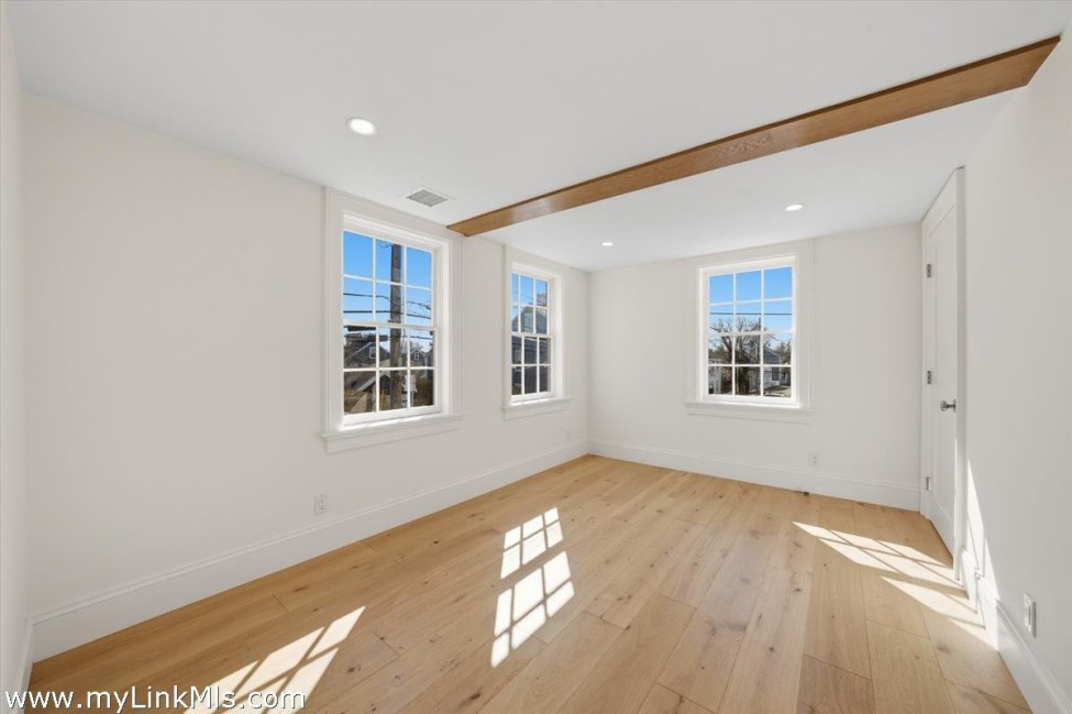  85 Orange Street Image 72
                                    