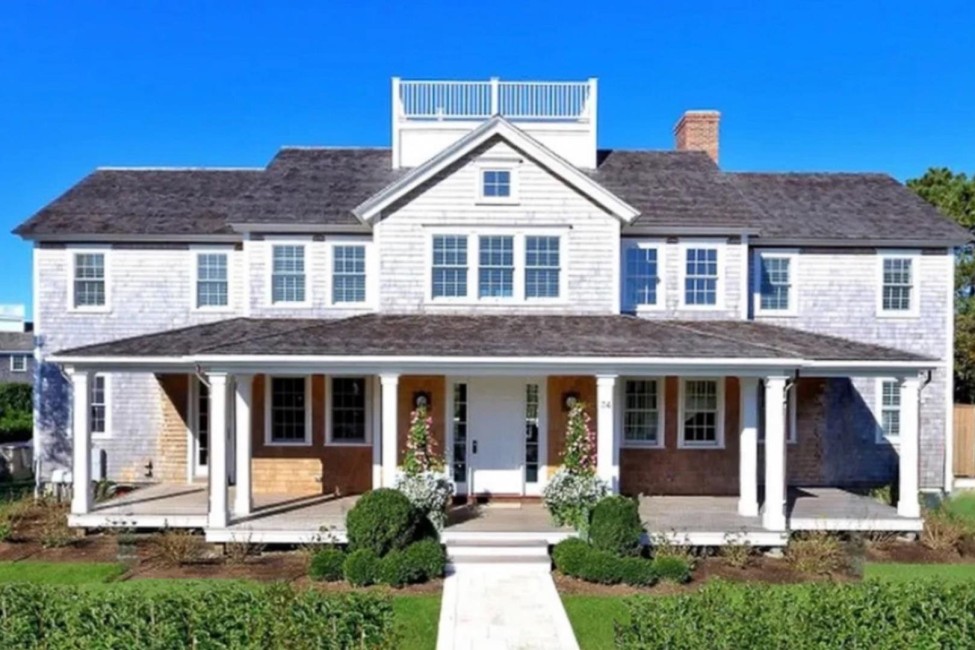 34 Brewster Road Nantucket Image