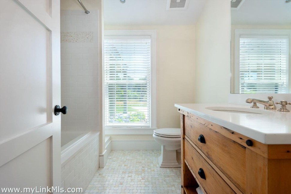  36 Warrens Landing Road Image 31
                                    