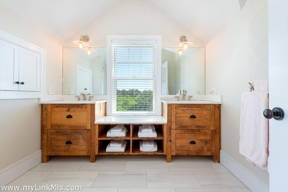  36 Warrens Landing Road Image 31
                                    