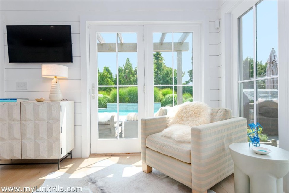  26 Pequot Street Image 10
                                    