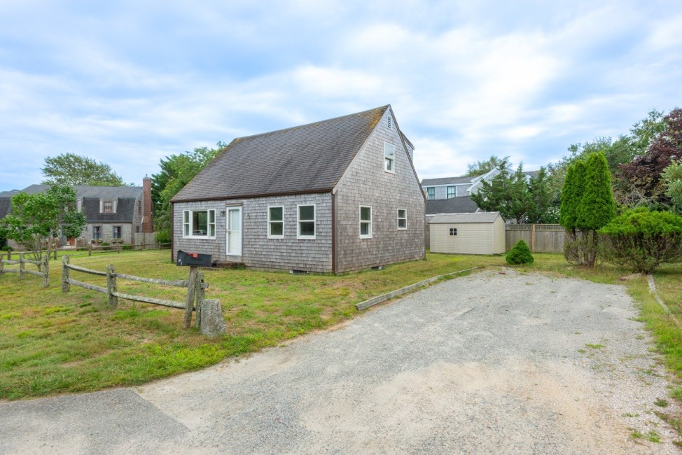 22 Green Meadows Nantucket Image