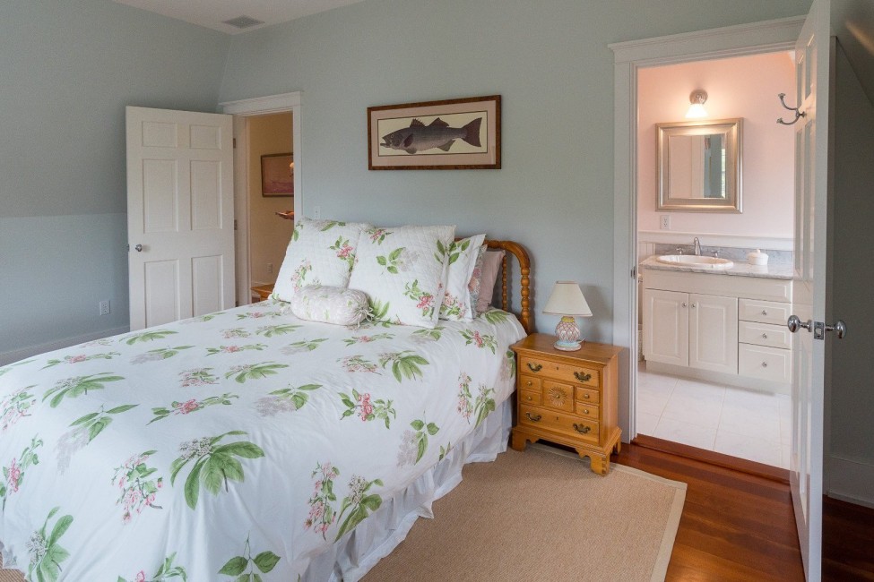  8 Monomoy Road Image 37
                                    