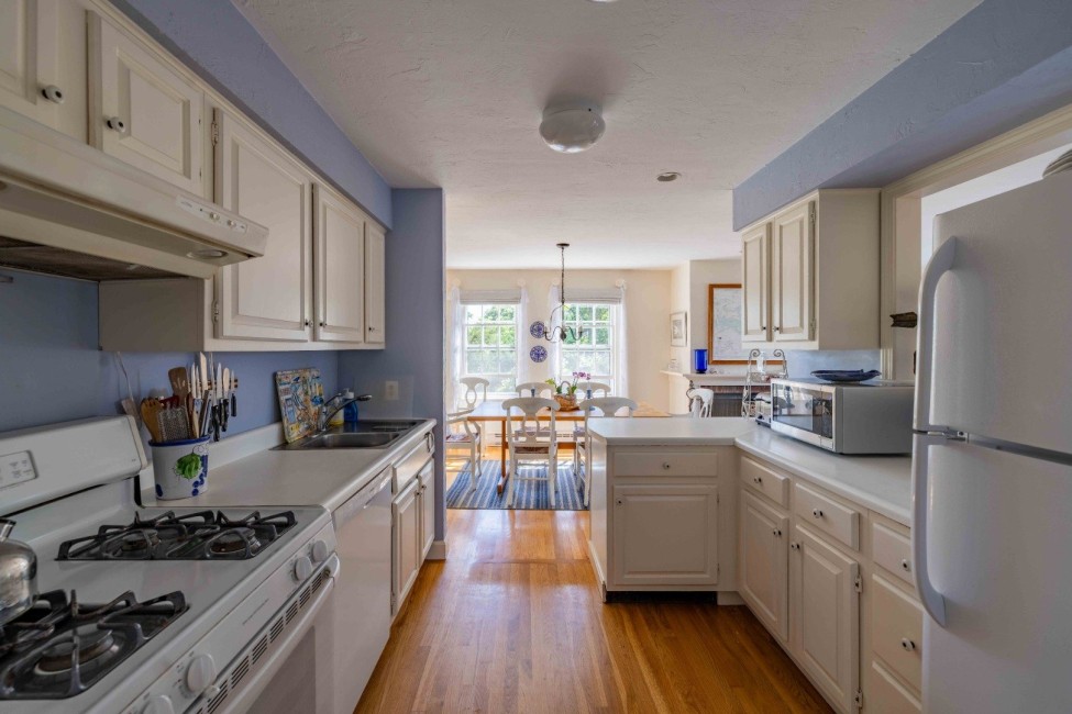  61 Monomoy Road Image 12
                                    