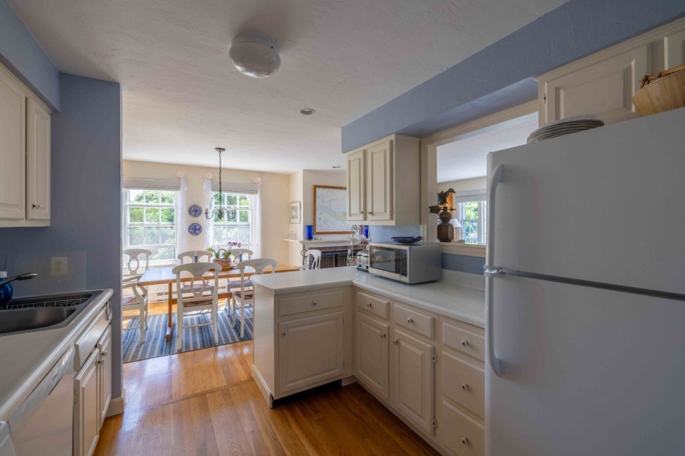  61 Monomoy Road Image 11
                                    