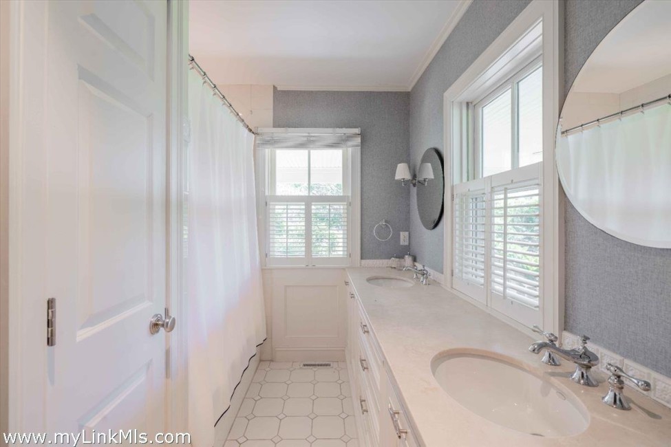  110 Baxter Road Image 26
                                    